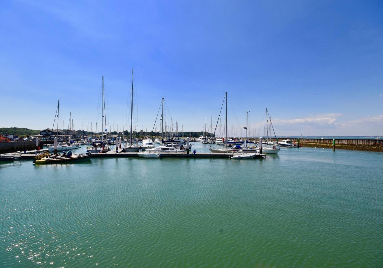 Villa Harbour Life à Yarmouth  Extérieur photo